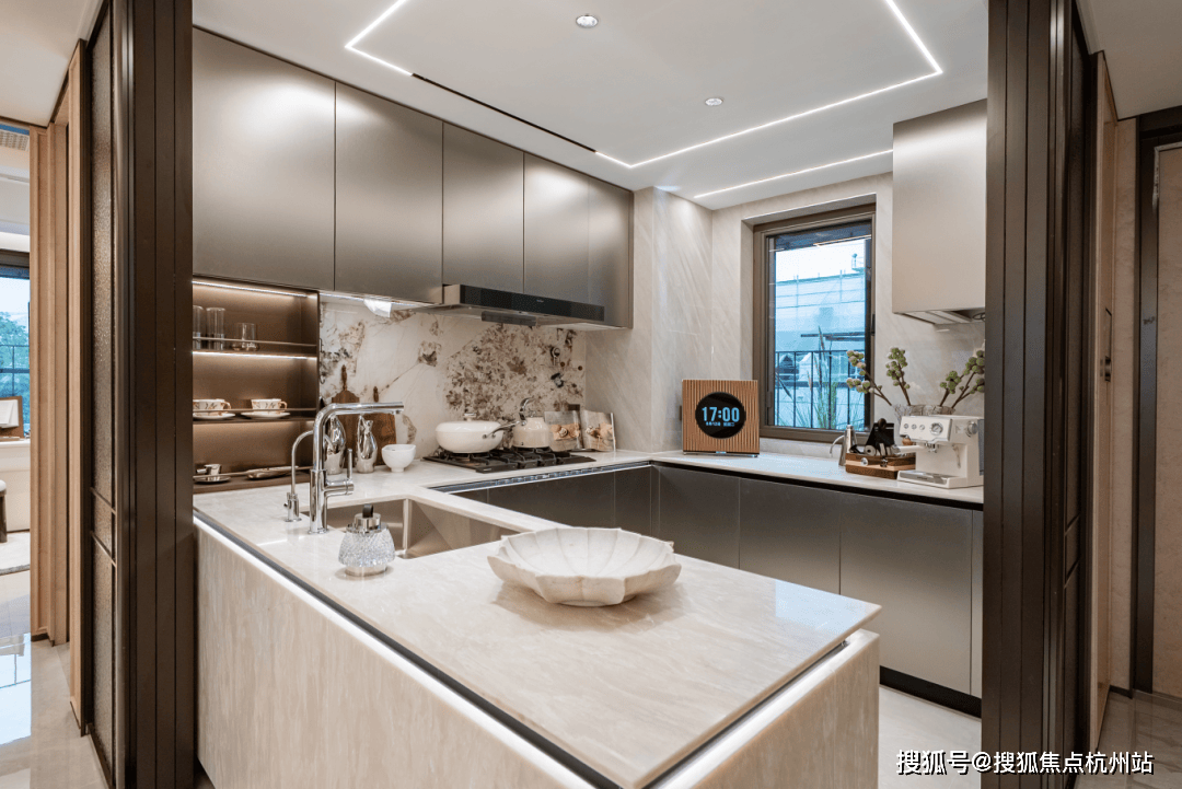 详情→首页网站→楼盘百科→保利外滩启处小时热线电话保利外滩启park77售楼处电线售楼中心电线楼盘(图17)